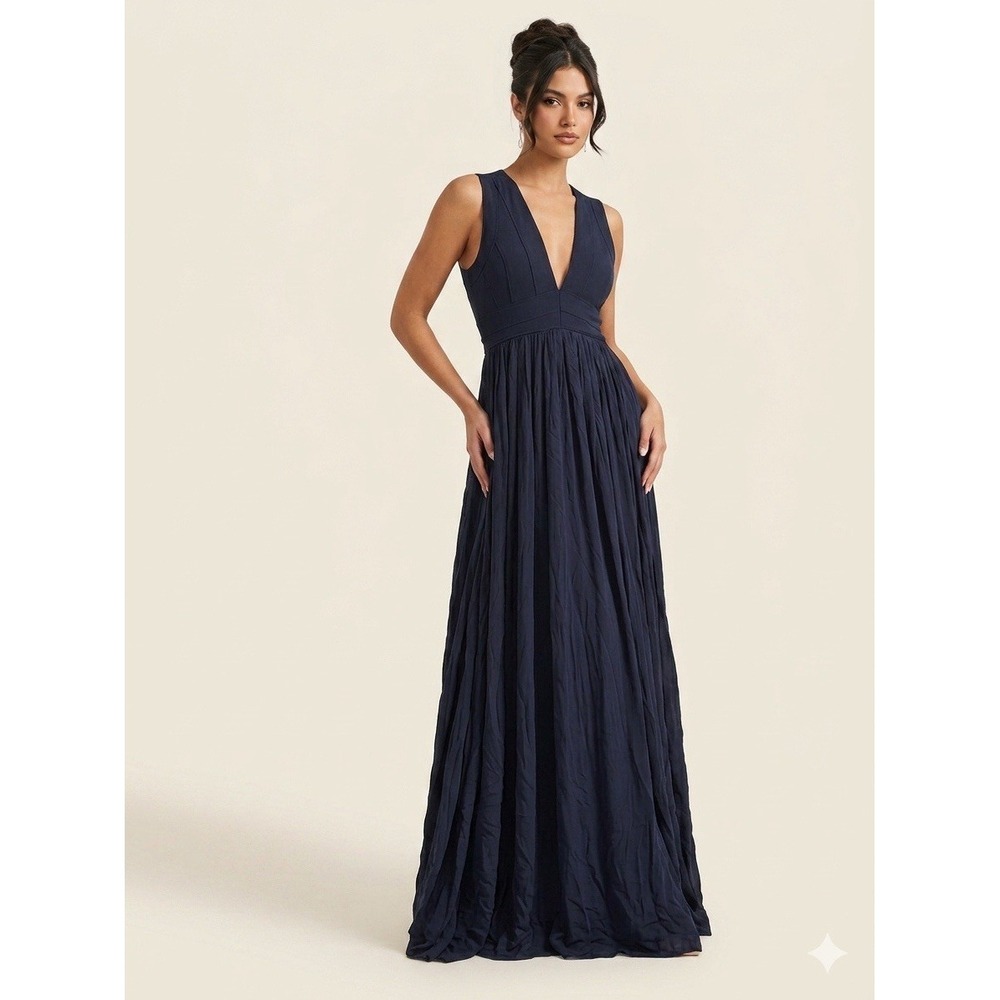 Women's Elegant Graceful Aesthetic‎ Navy Pleated Plunge Maxi Dress M